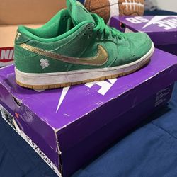 ST Patrick Sb. Nike Dunks 