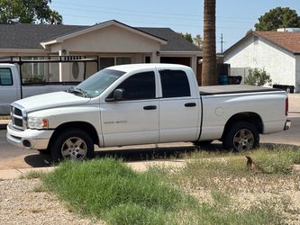 2005 Dodge Ram 1500 quad-cab 5.7L V8