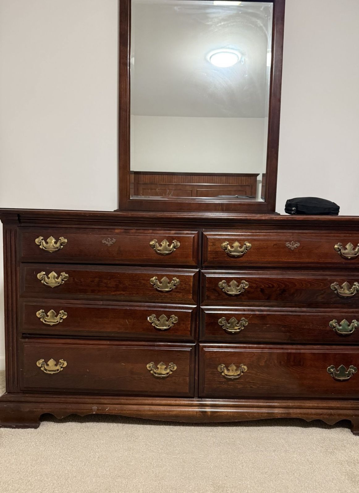Dresser