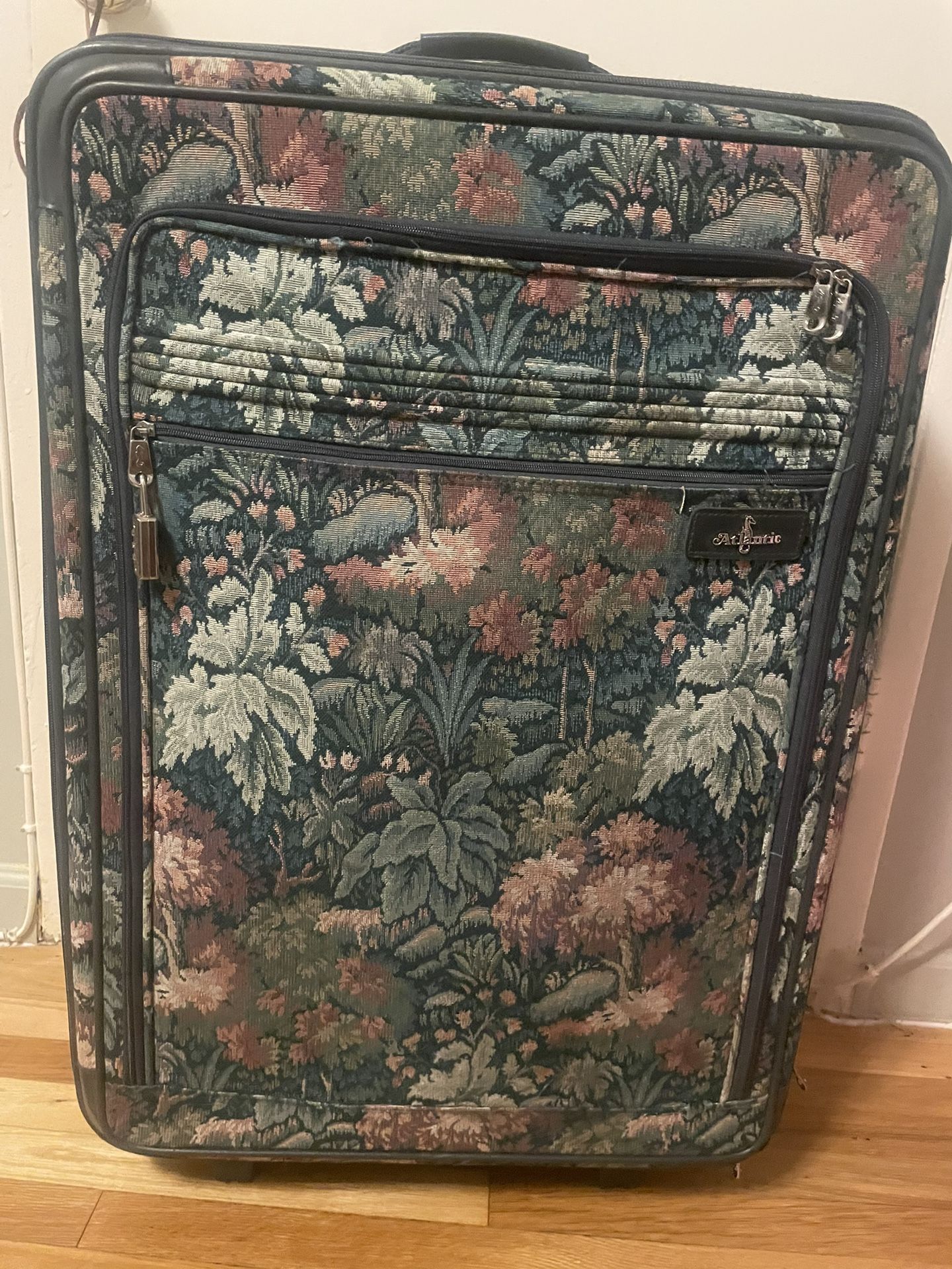 Vintage Atlantic Floral Rolling Suitcase Luggage - Feel Free to Ask Questions