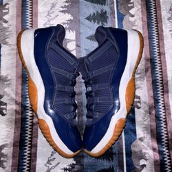 Jordan 11 Navy Gum Size 12