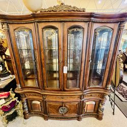 AICO By Michael Amini VILLA VALENCIA China Cabinet