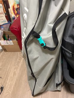 PADDLE BOARD WITH CARRYING CASE