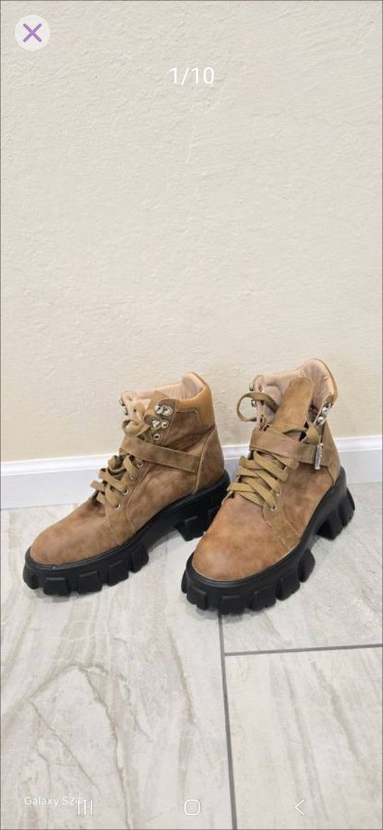 CHASE + CHLOE Boots. Size 8.5 (Brand New).