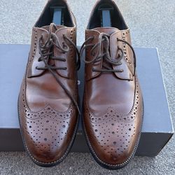 Dress shoes