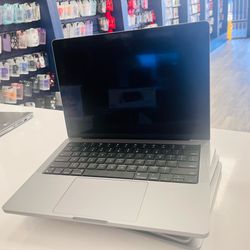 Apple MacBook 14 inch WiFi