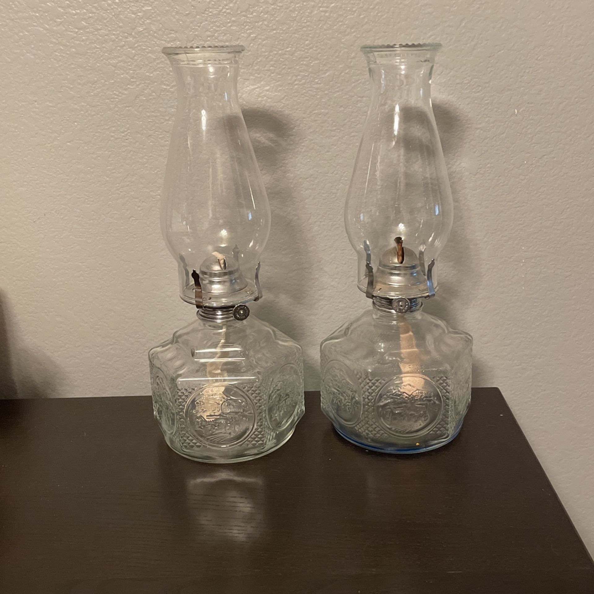 Pair Of Oil Lamps Vintage Lamp Light Farms Horse & Buggy Design