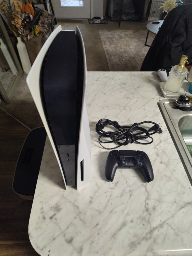 PS5 Disc Edition (Ship Today)