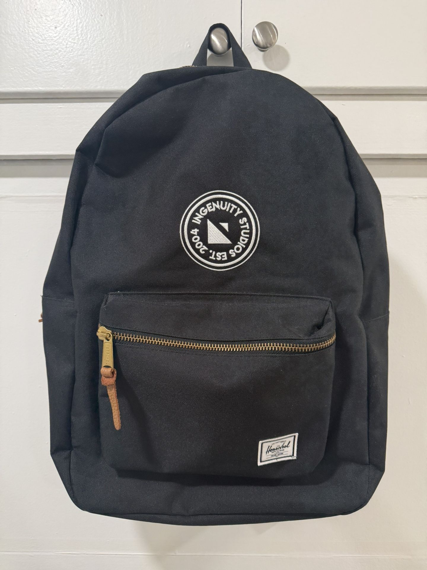 Herschel Classic 23L Settlement Backpack - Black | INGENUITY STUDIOS Branded
