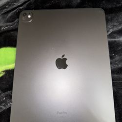 iPad Pro M4 