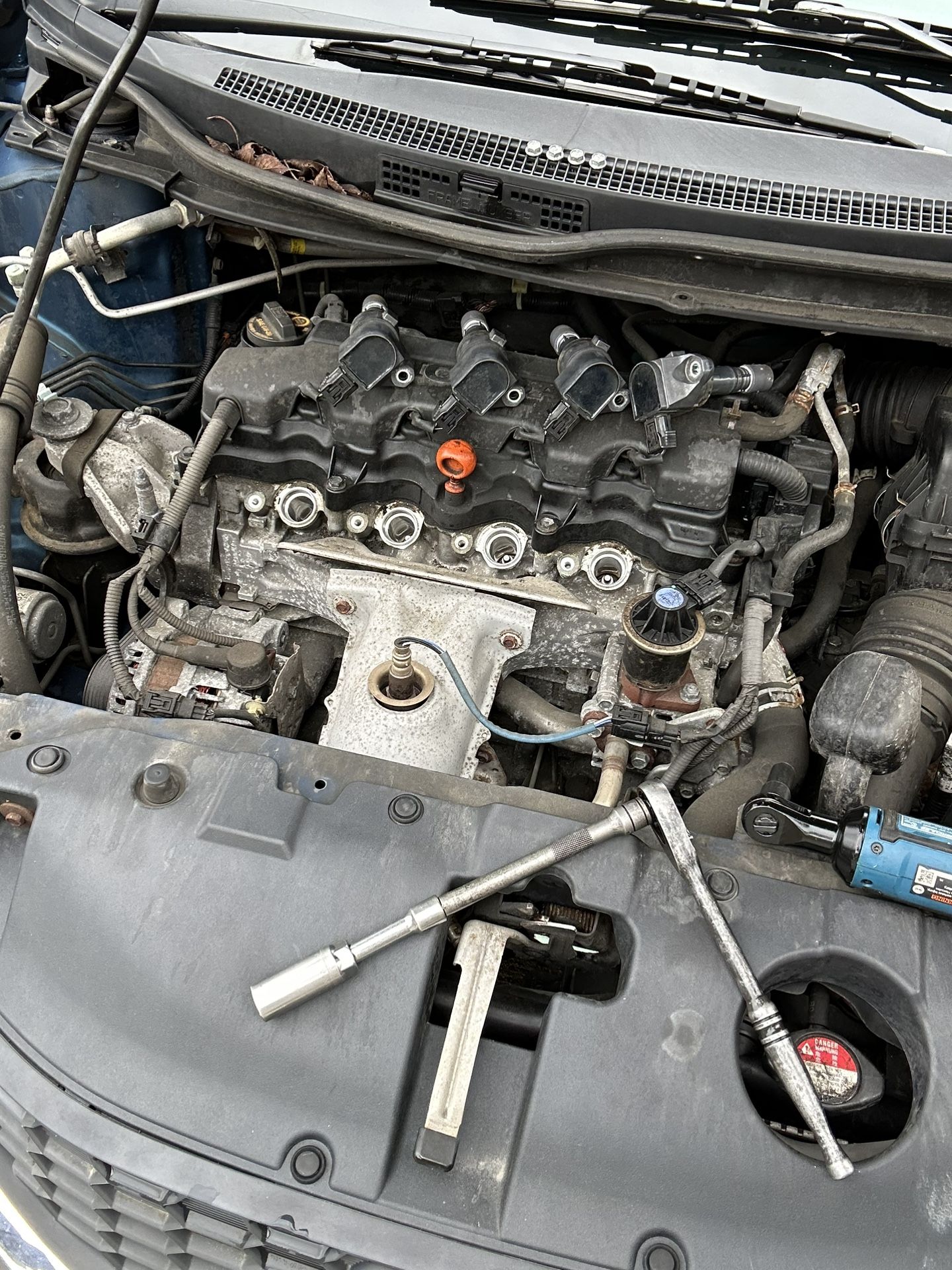 Replacing Spark Plugs