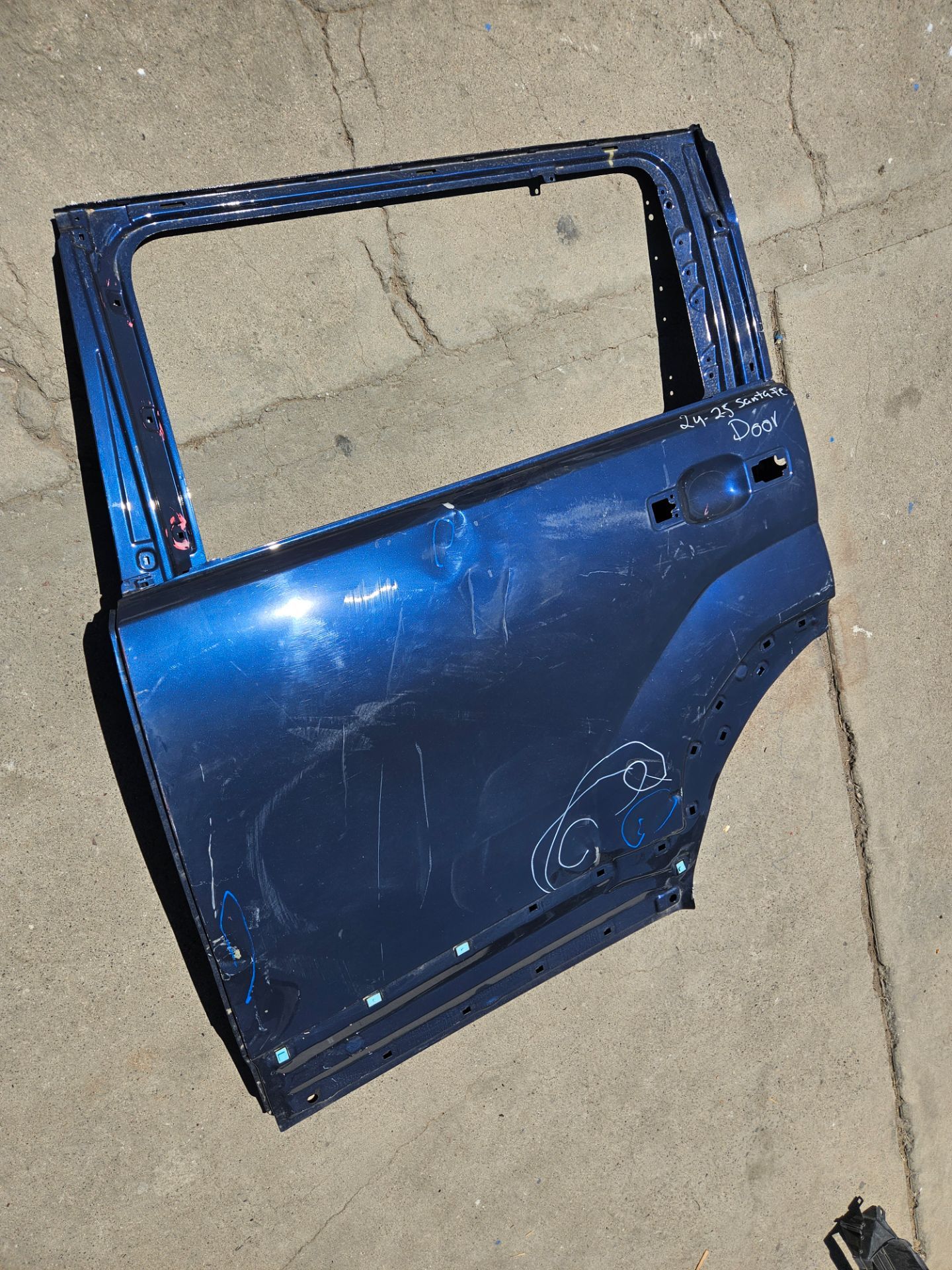 Hyundai Santa Fe left rear door oem