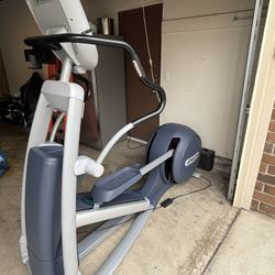 Precor EFX 833 Elliptical