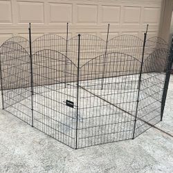 Dog Fence For Outside Size 39”x 26” Each Panel 10 Panels 