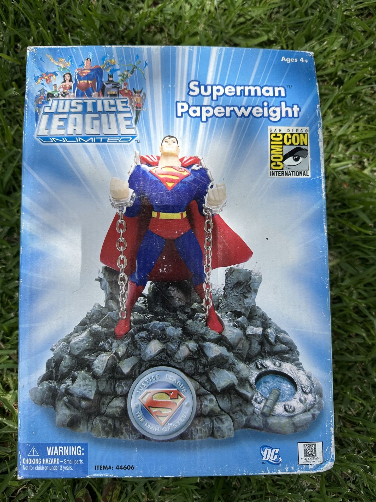 SDCC 2006 Exclusive Superman Justice League Paperweight Desk Statue Comic Con