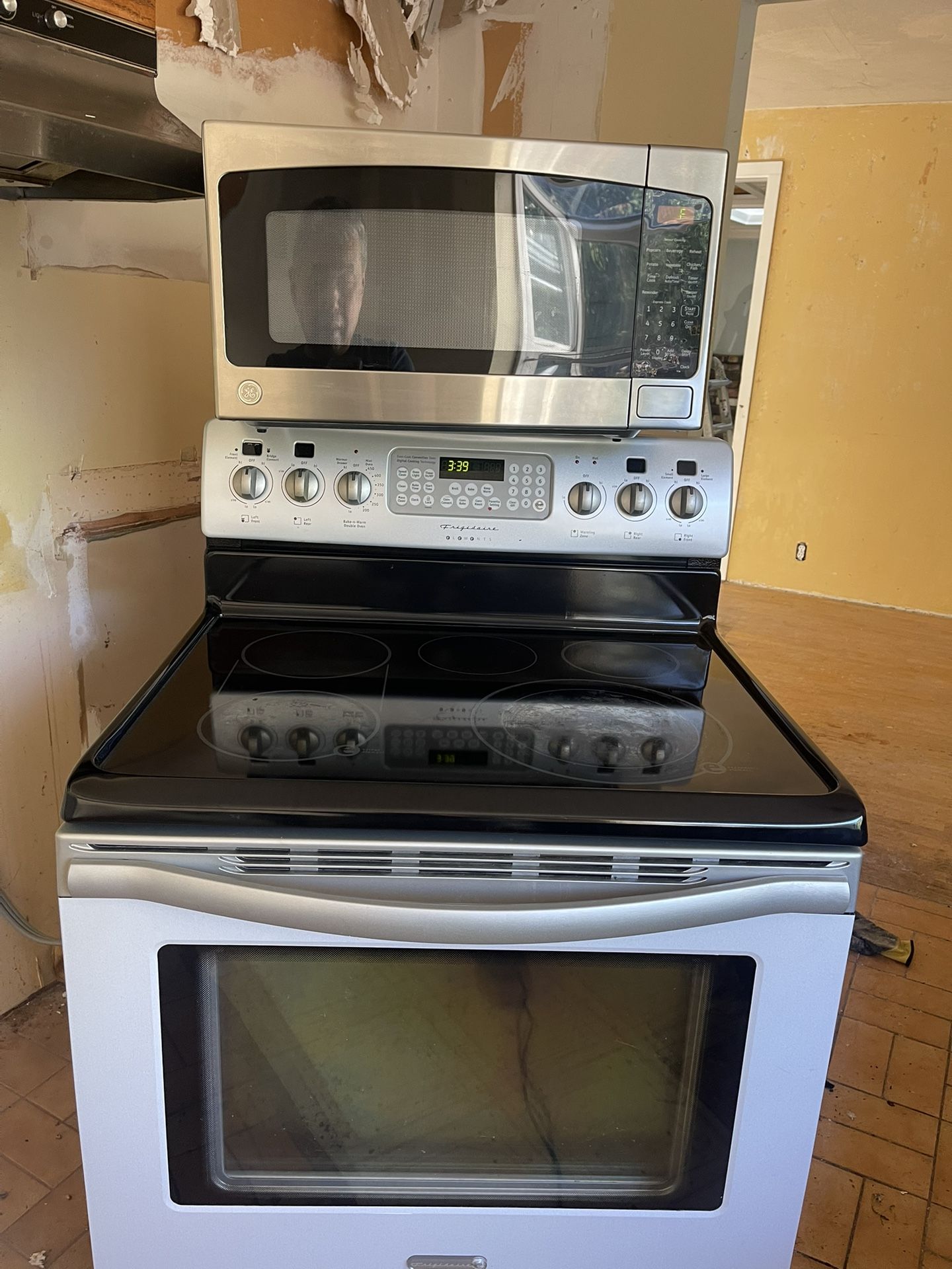 Microwave And Oven