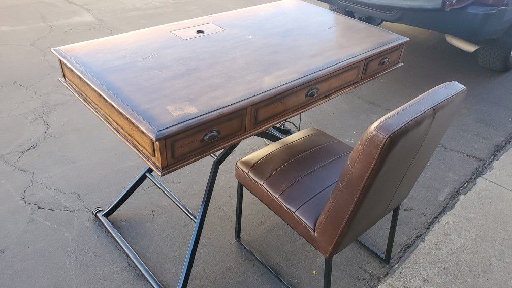 Electric Desk Set