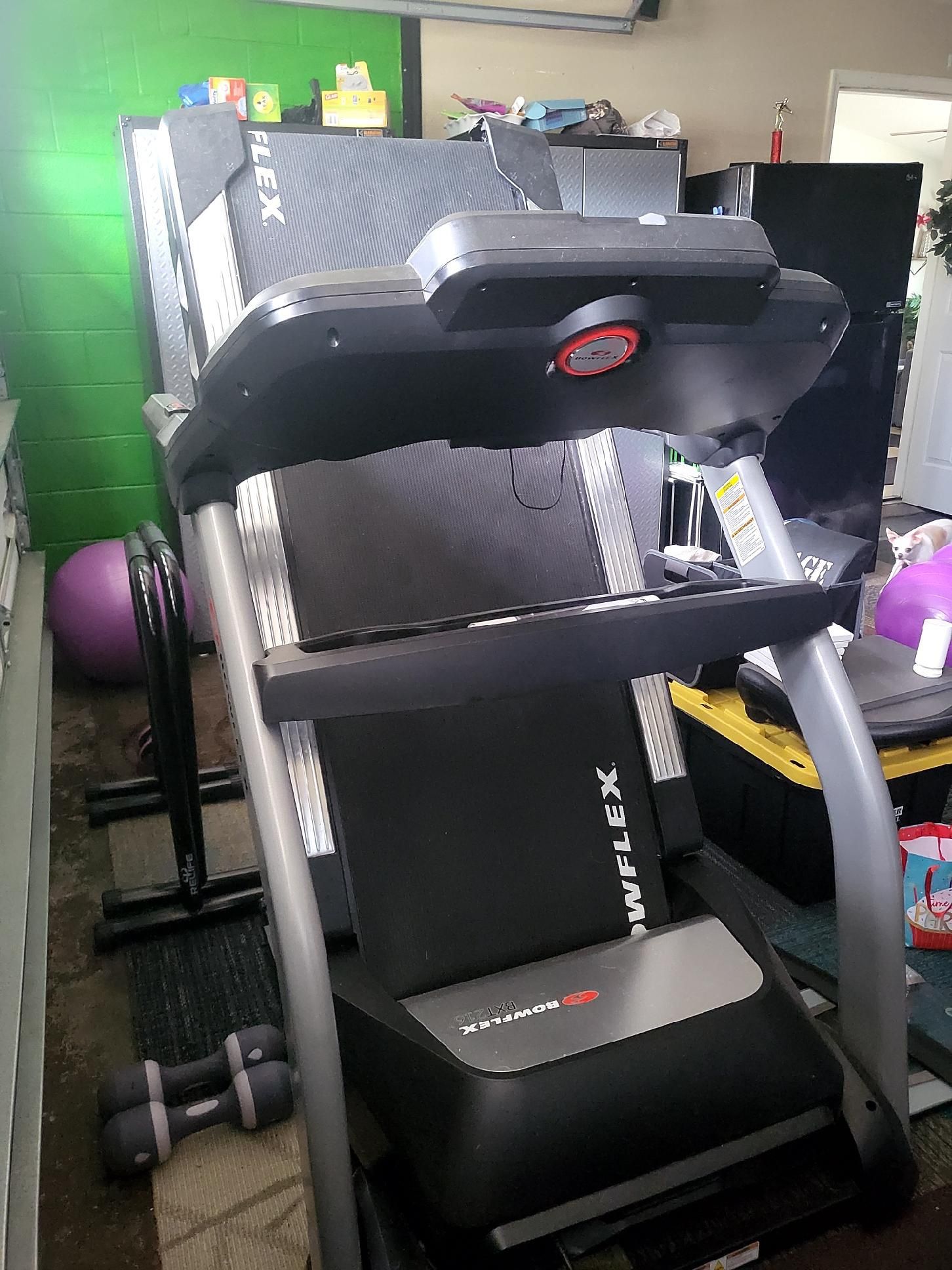 Bowflex BXT216 Treadmill for Sale in Ocoee, FL OfferUp