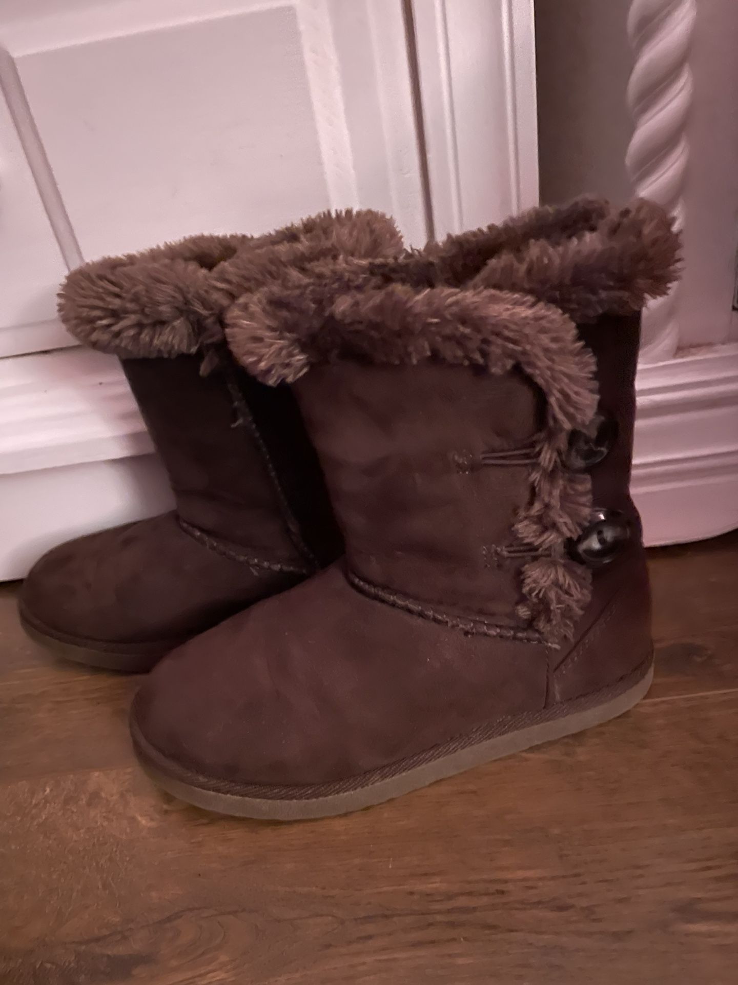 Size 2 Girls Suede/ Fur Lined Boots
