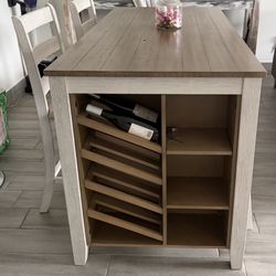 4 Seat Table With Wine Storage
