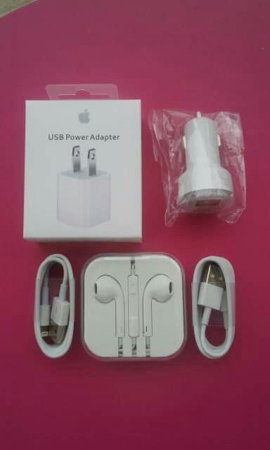 Apple Combo Bundle/Brand New Original Apple IPhone Charger and Car Charger and Headphones