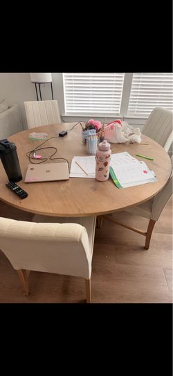 Table and Bar Stools MPU