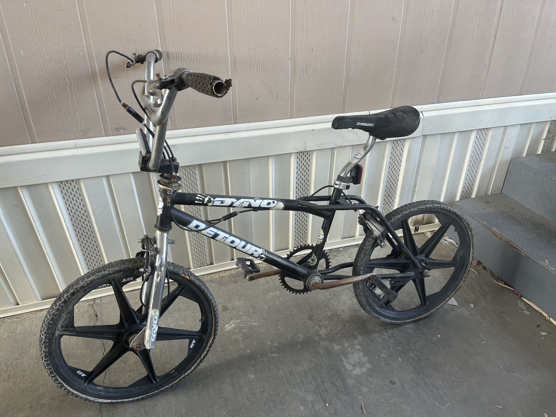 DYNO Detour GT Bike