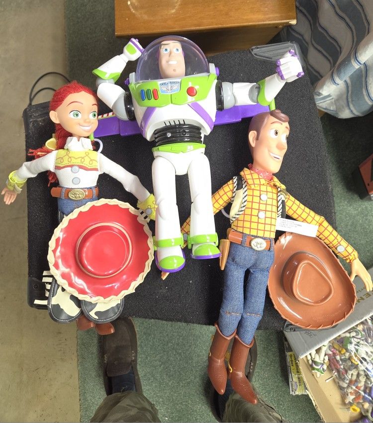 Disney Toy Story Talking Pull String Woody Jessie Doll 15" & Buzz Lightyear 12"