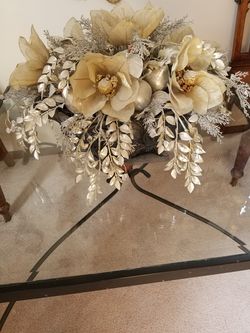 Custom made floral arrangement