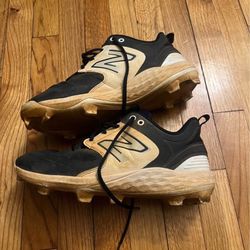 New Balance Baseball Cleats 