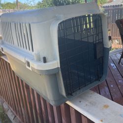 Small Dog Kennel/carrier 