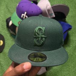 17 Seattle Mariners New Era 59fifty Fitted 7 3/4 Hat MLB Lot Pre Owned Great Condition