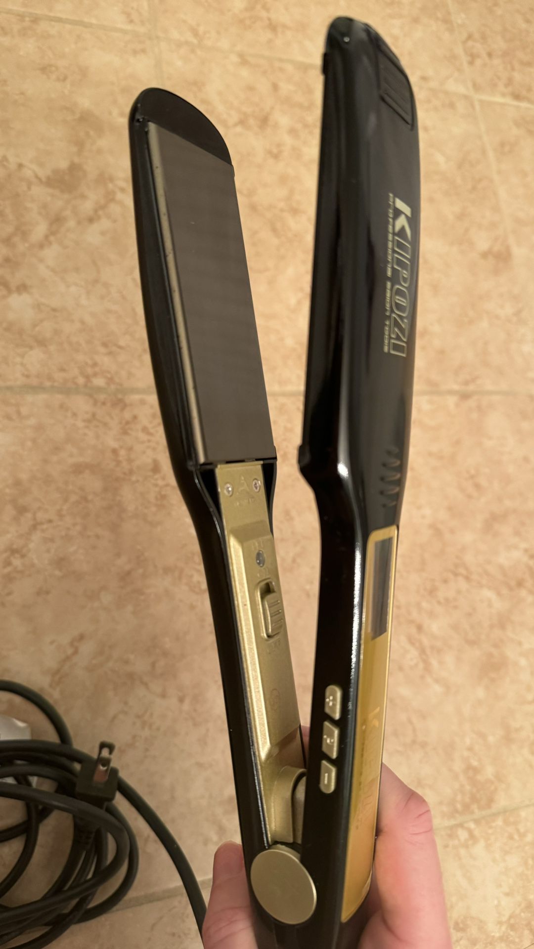 Kipozi Titanium Hair Straightener (Flat Iron)