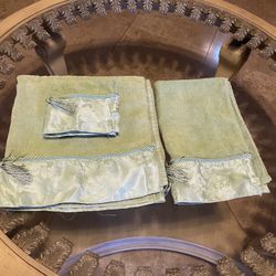 1 Toalla Grande 1 Para Manos 1 Para Cara 