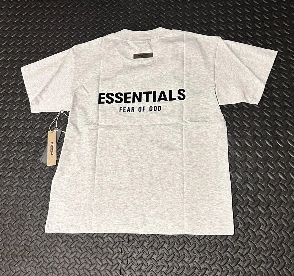 NWT FEAR OF GOD ESSENTIALS T-SHIRT SS22 "Light Oatmeal" AUTHENTIC SIZE M and L