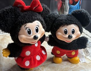 Popmart Minnie & Mickey Mouse