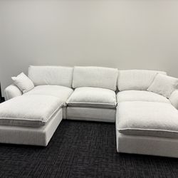 Extra Large White Chenille Three-seater With Two Large Ottomans