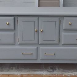 Gorgeous Burlington Oak Triple Dresser with 8 Drawers