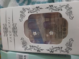 Nails 10 dollars for all