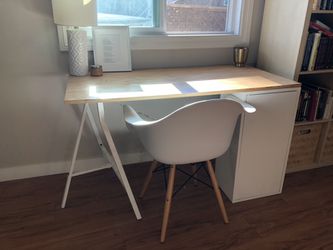 White and Wood Desk