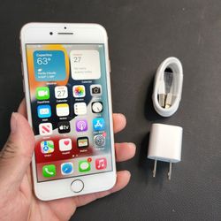 iPhone 8 - UNLOCKED - Like New 