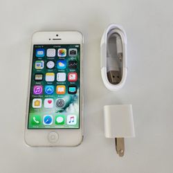 iPhone 5 - GSM UNLOCKED - Like New
