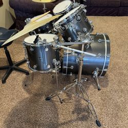 DW Performance Series 5-piece drum set with Hardware and a TON more!