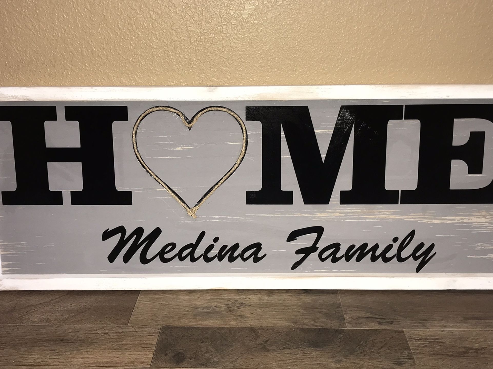 Customized Farmhouse Welcome Sign