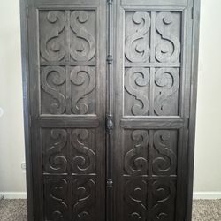 Bedroom Furniture Set 