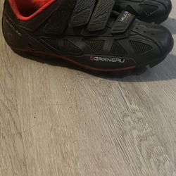 cycling shoes