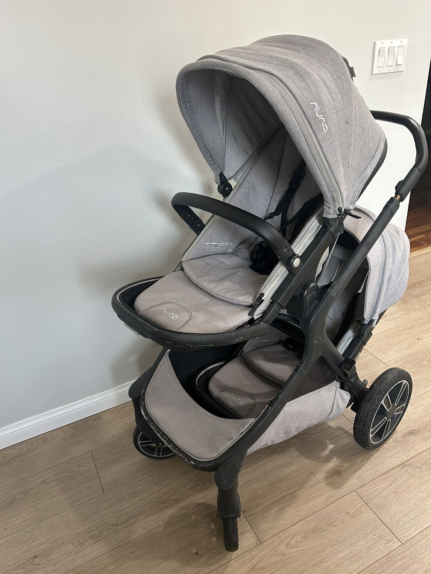 Nuna Demi Grow Stroller