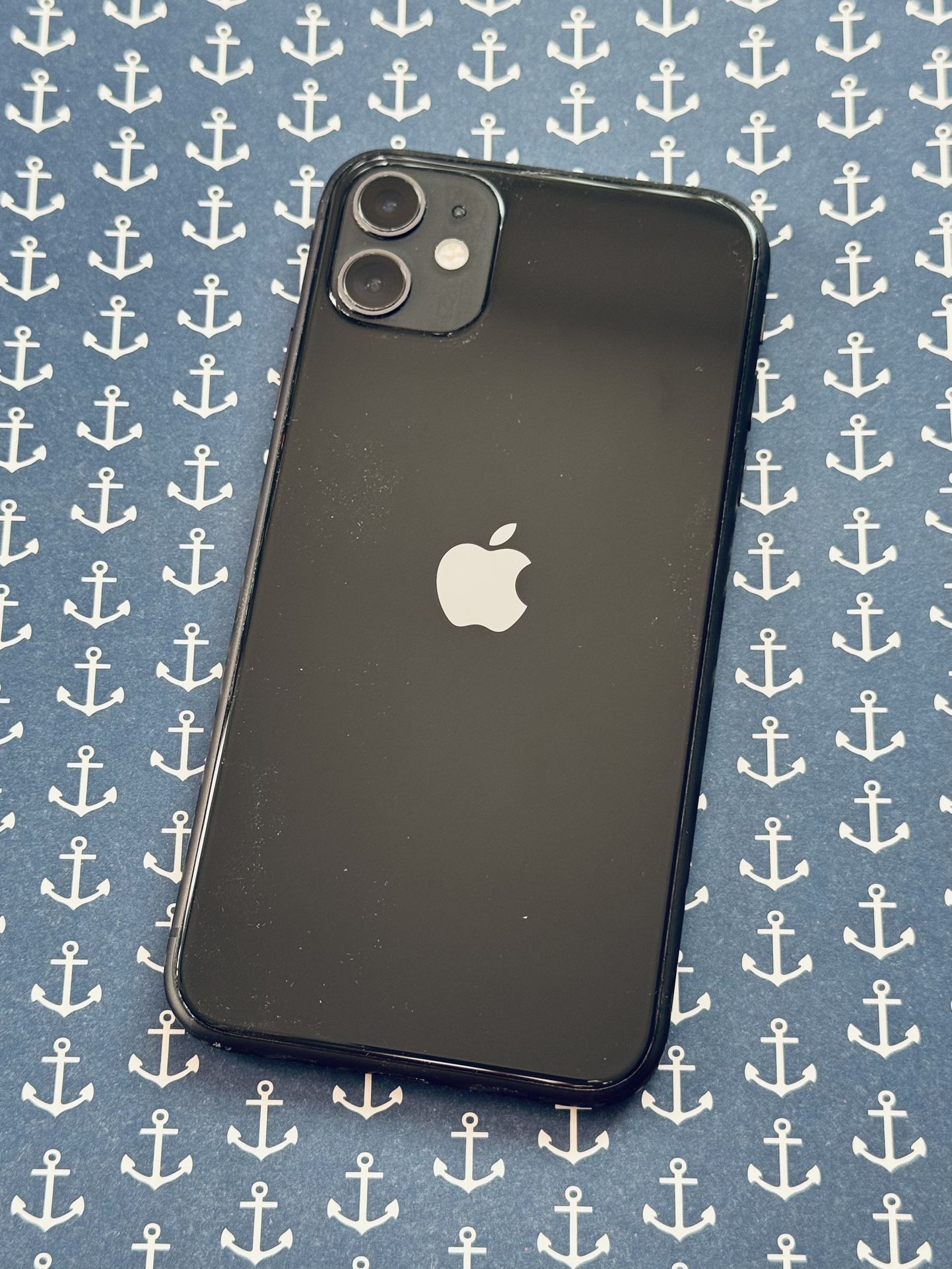 iPhone 11 64GB Unlocked Clean T-Mobile Metro AT&T Cricket Boost Sprint Telcel