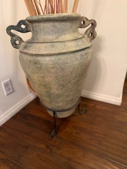 Decorative floor vase with stand