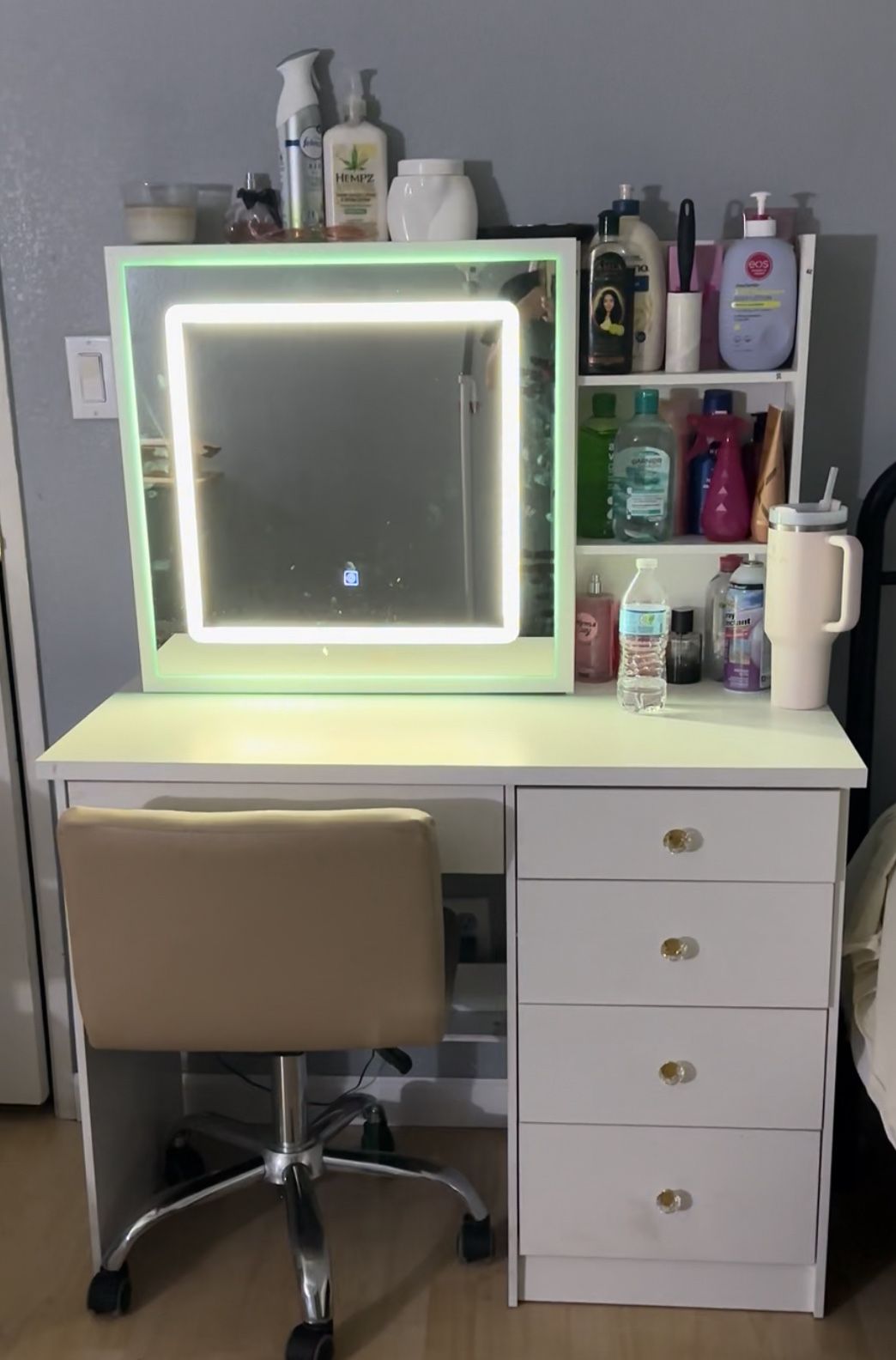 Makeup Vanity